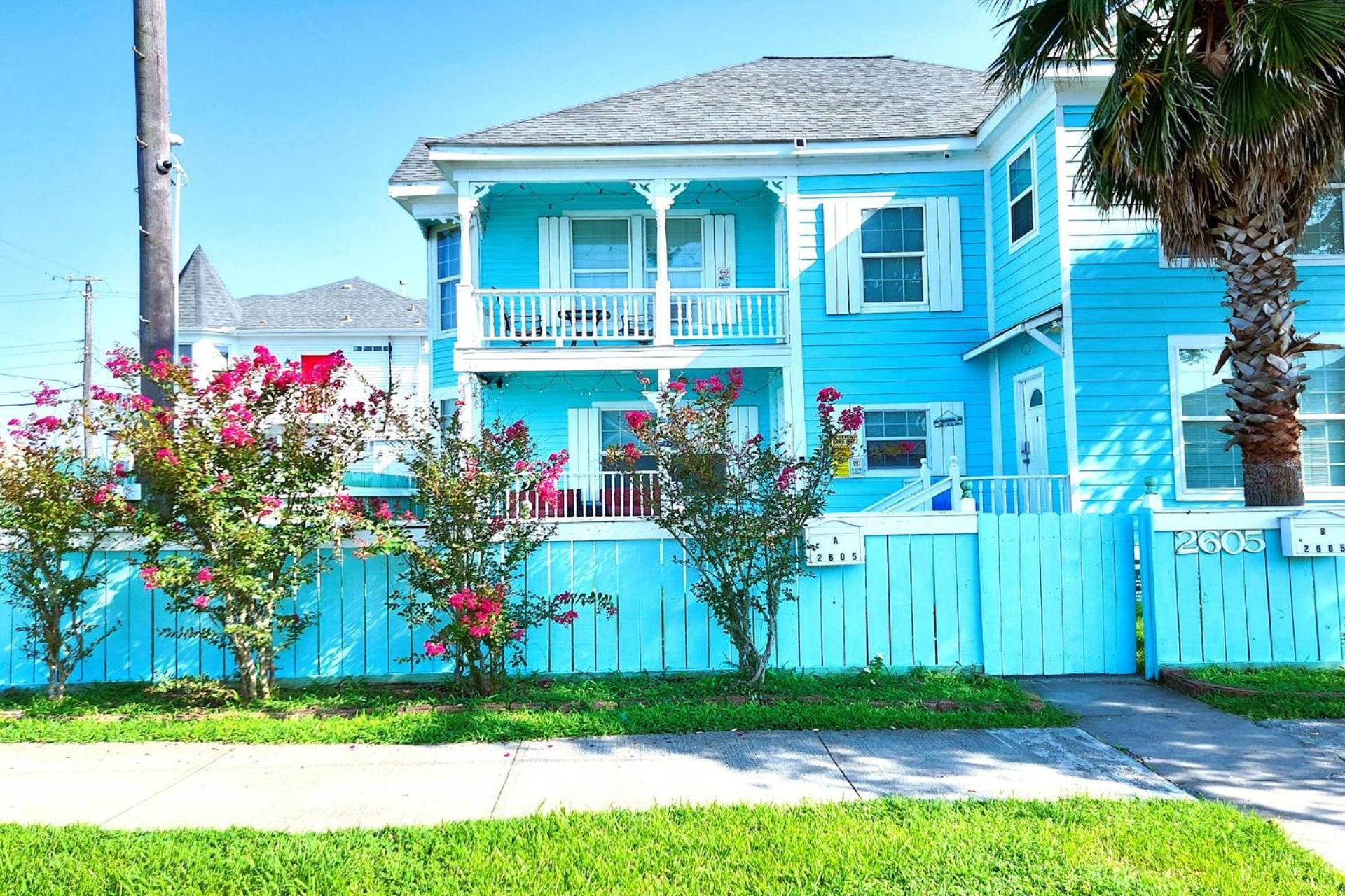 Casaazul-2605A-Couples Retreat By Beach & Pleasure Pier 1 Block Away- 2Bed 2Bath- 7 Minutes To Cruise Terminal Galveston Exteriér fotografie